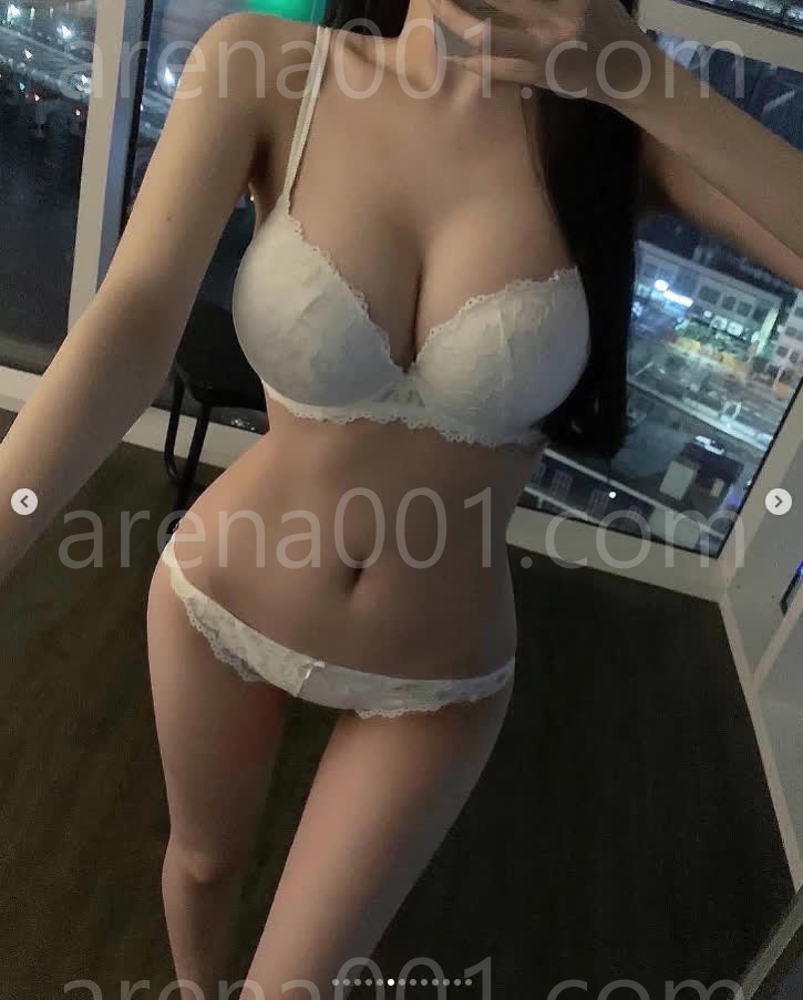 아레나 커뮤니티｜가입이벤트 가입만해도 ☕아메리카노 증정